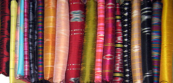 Pure Thai silk fabric with mudee pattern
